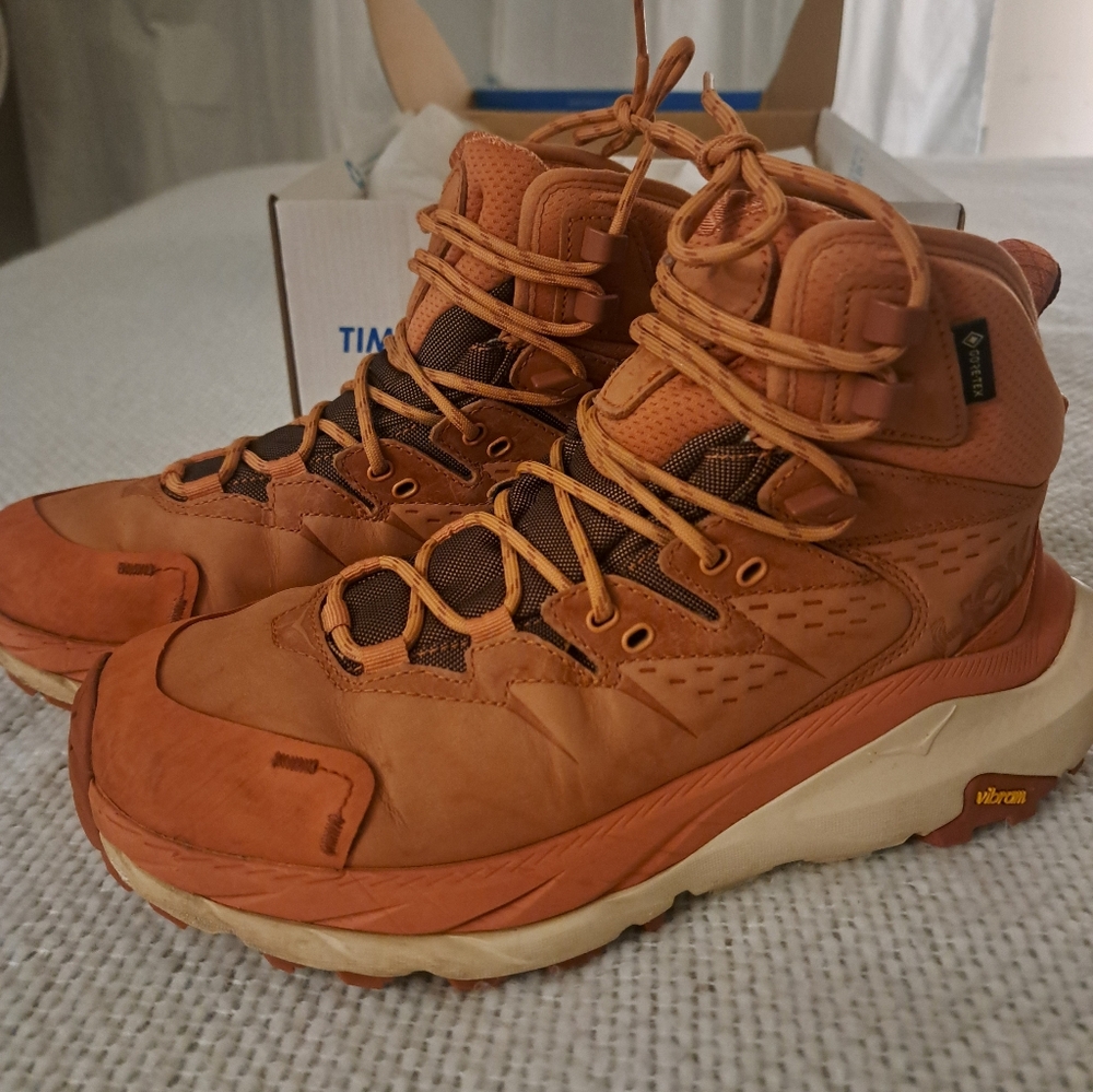 Hoka W Kaha GTX Boots